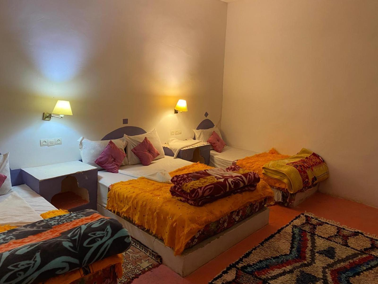 Hotel Familiale Les Grotte Ait Benhaddou Exterior foto